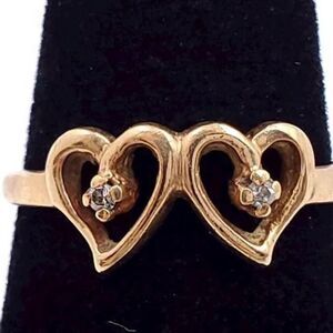 10kt gold double heart diamond ring